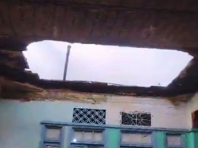 Derrumbes en La Habana: una tragedia anunciada 1 En la foto, el techo derrumbado