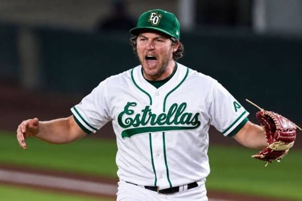 En la foto, Trevor Bauer