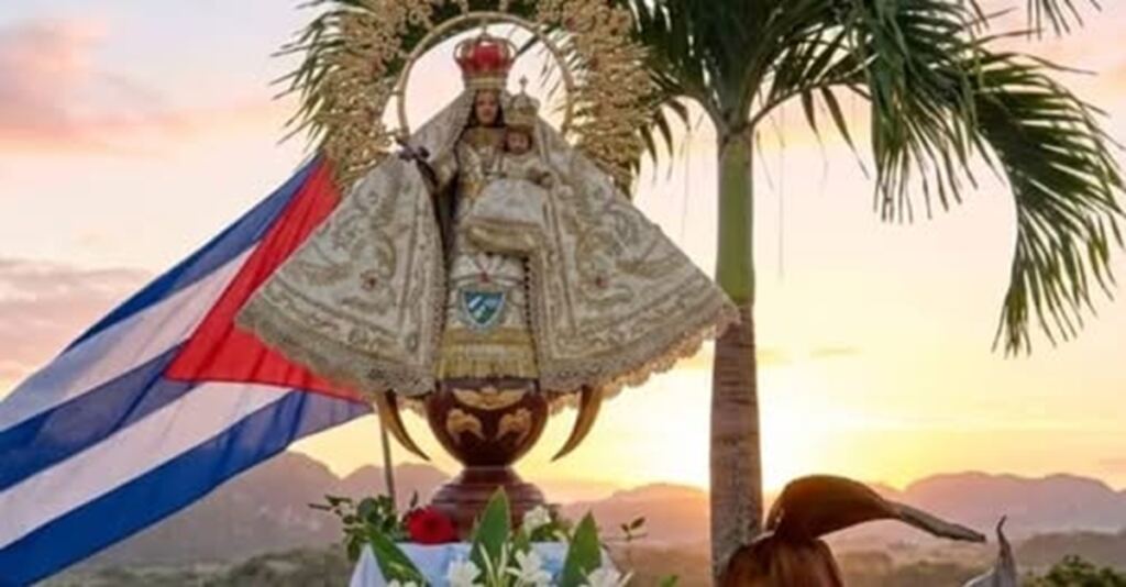 En la foto, la Virgen de la Caridad del Cobre