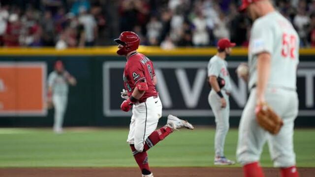 En la foto, James McCann