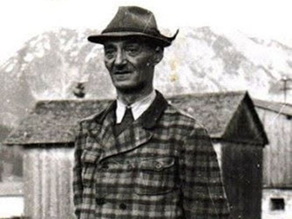 En la foto, Oskar Dirlewanger