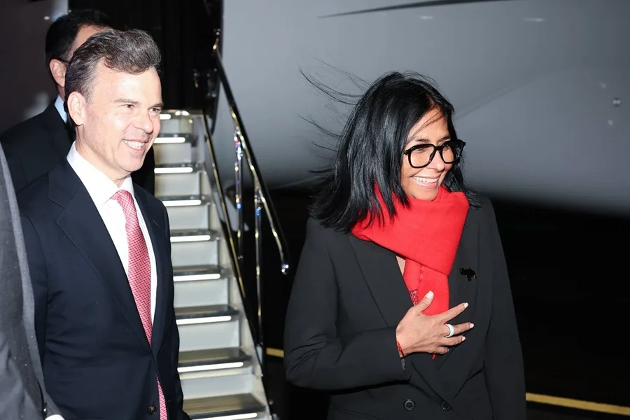 Delcy Rodríguez llega a Estados Unidos para participar en la Asamblea General de la ONU 2 En la foto, La presidenta encargada de Venezuela, Delcy Rodríguez, a su llegada este lunes a Nueva York