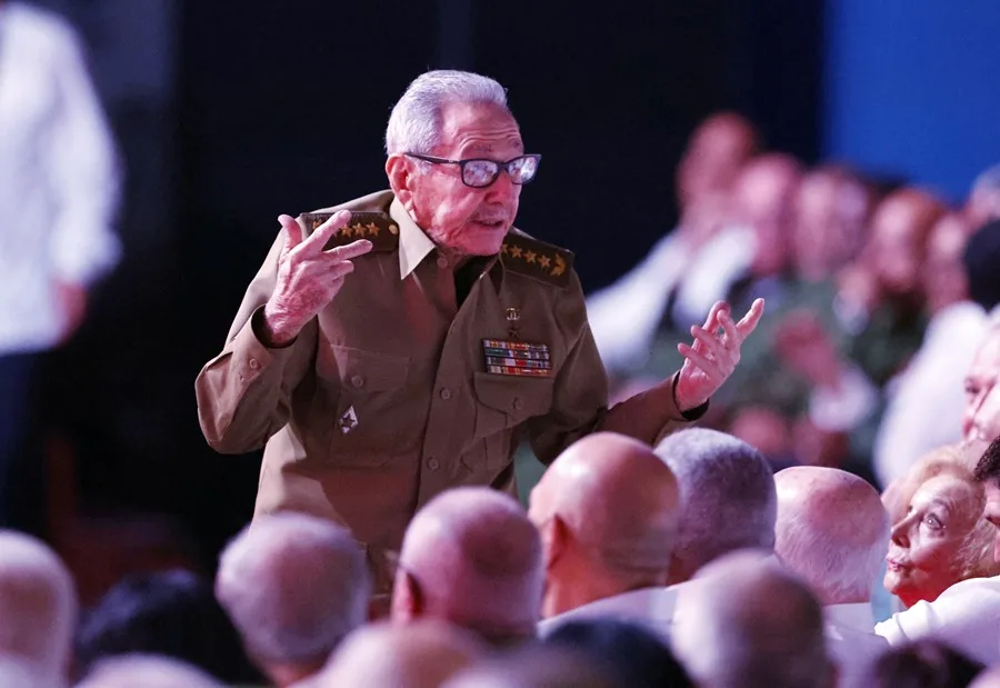 Estados Unidos sanciona a un nieto de Raúl Castro y al Banco Exterior de Cuba 2 En la foto, imagen de archivo del dictador cubano Raúl Castro, en La Habana (Cuba)