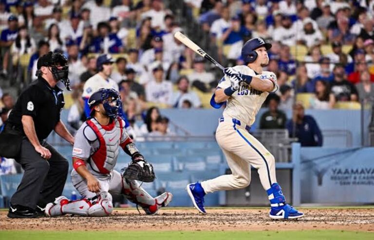 Edman y Teoscar se lucen en triunfo de Dodgers 1 En la foto, Tommy Edman