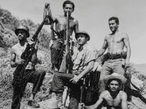 En la foto, jóvenes alzados en el Escambray