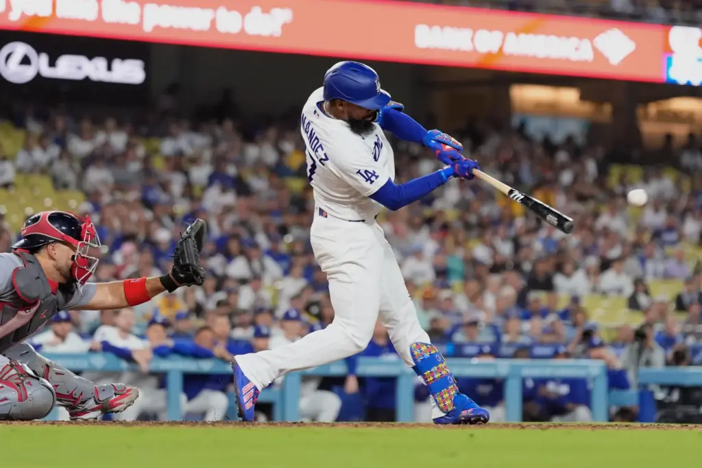 Teoscar Hernández da el triunfo a Dodgers ante los Cardenales 2 En la foto, Teoscar Hernández