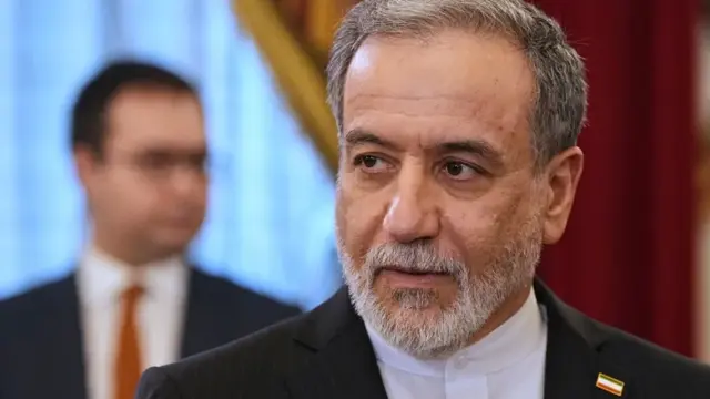 En la foto, el ministro de Asuntos Exteriores de Irán, Abás Araqchí