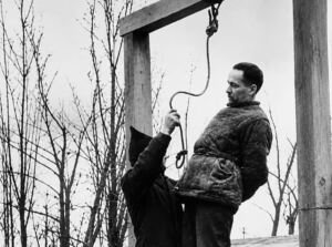 En la foto, cadalso donde fue ahorcado en Auschwitz el jefe del campo de concentración Rudolf Hess