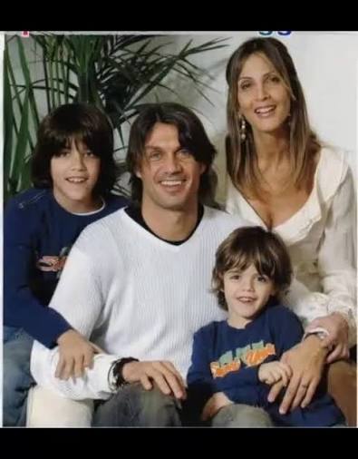 Paolo Maldini: Biografía de Il Capitano 8 Paolo Maldini: Biografía de Il Capitano