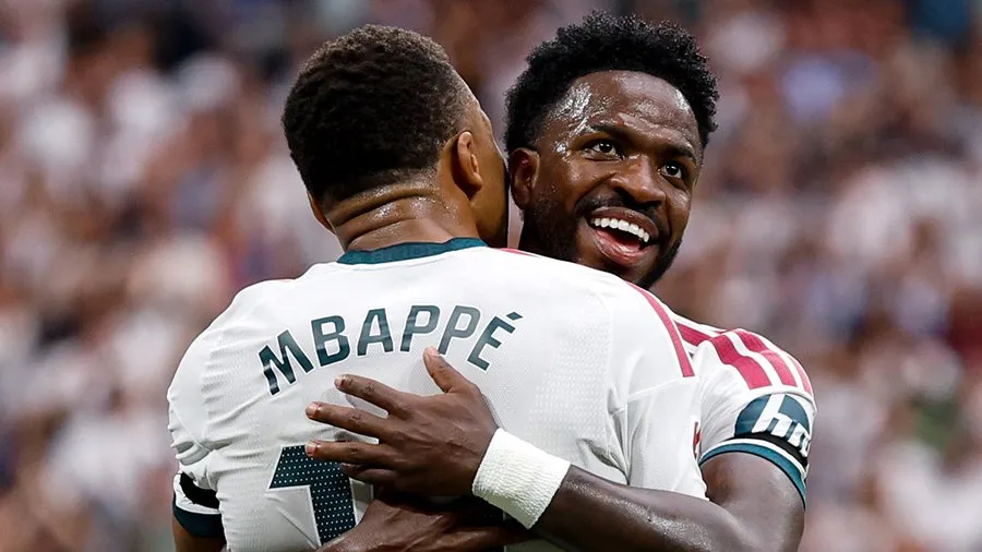 La Champions arranca con goles, remontadas y una noche de alto voltaje 2 La Champions arranca con goles, remontadas y una noche de alto voltaje