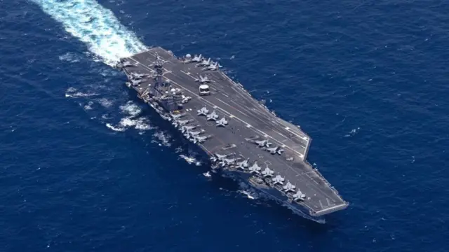En la foto, imagen de archivo del USS George H.W. Bush (CVN 77) en el mar Arábigo el pasado mes de mayo