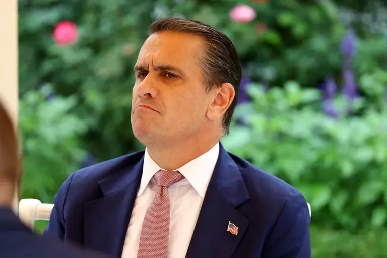 El fiscal general de EE.UU. defiende una demanda para frenar la certificación de los resultados electorales en Alaska 1 En la foto, el fiscal general de Estados Unidos, Todd Blanche