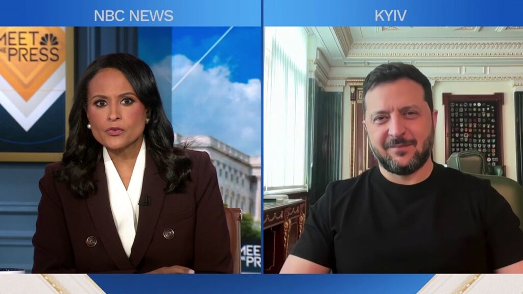Zelenski acusa a Washington por Starlink; Bessent lo llama "irresponsable" 4 En la foto, Zelenski en "Meet the Press", de NBC News