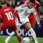 En la foto, Mbappé notó un gran gol ante el Sevilla