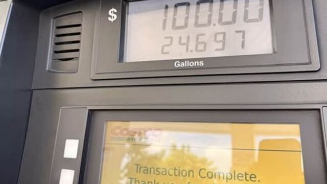 En la foto, un dispensador de gasolina en Miami
