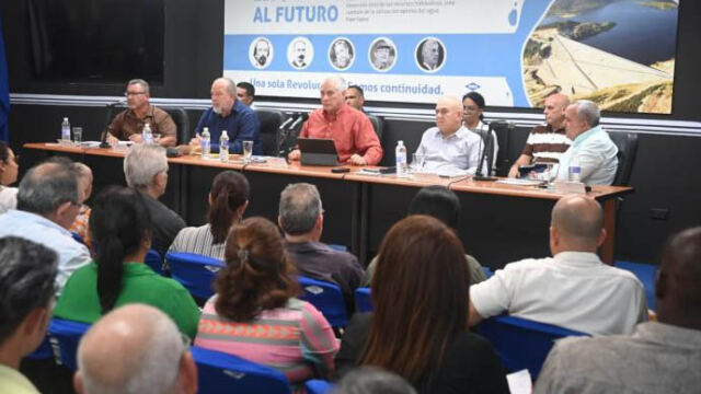 Díaz-Canel convoca reuniones ante una crisis del agua en La Habana que el régimen no logra resolver 1 Díaz-Canel convoca reuniones ante una crisis del agua en La Habana que el régimen no logra resolver