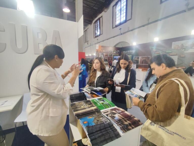 La dictadura vende las ruinas de Cuba como atractivo turístico en Italia 1 La dictadura vende las ruinas de Cuba como atractivo turístico en Italia