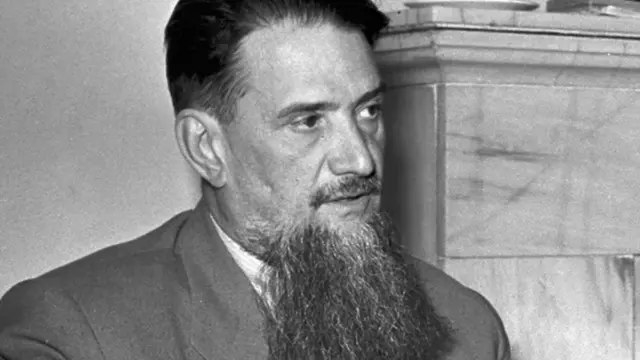 En la foto, Igor Kurchátov