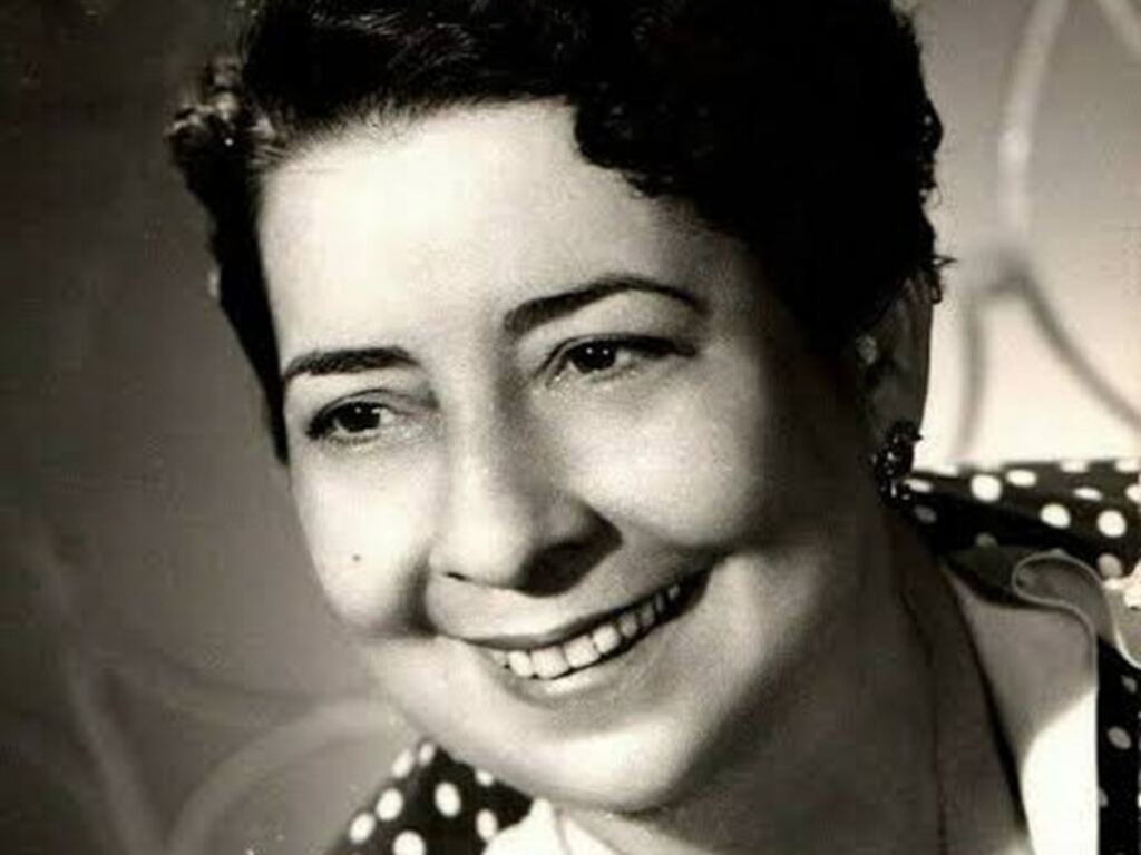 María Manuela Cal Fariñas: Biografía de Mimí Cal, la eterna Nananina 2 En la foto, María Manuela Cal Fariñas, alias Mimí Cal o la eterna Nananina