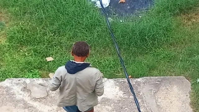 En la foto, un mendigo en El Vedado