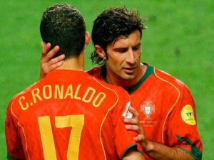 En la foto, Luis Figo y Cristiano Ronaldo