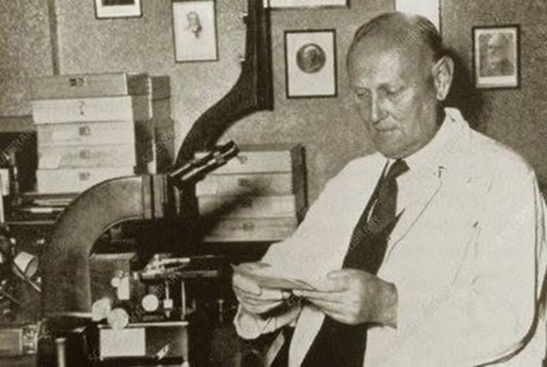 En la foto, Gerhard Domagk