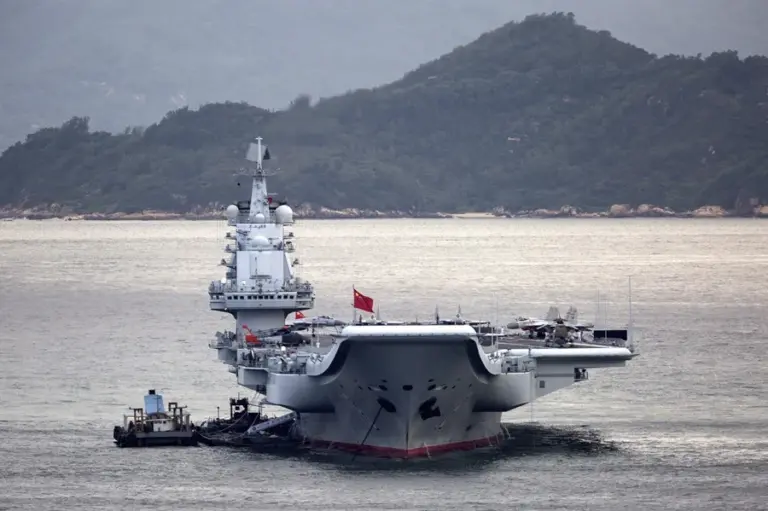 China vuelve a desplegar su portaaviones Liaoning para maniobras en el Pacífico occidental 1 En la foto, el portaaviones chino Liaoning