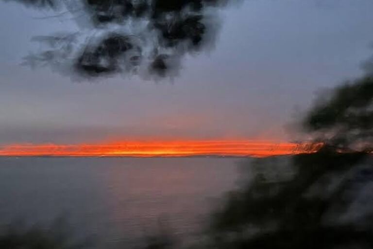 Del otro lado del río 3 En la foto, un amanecer
