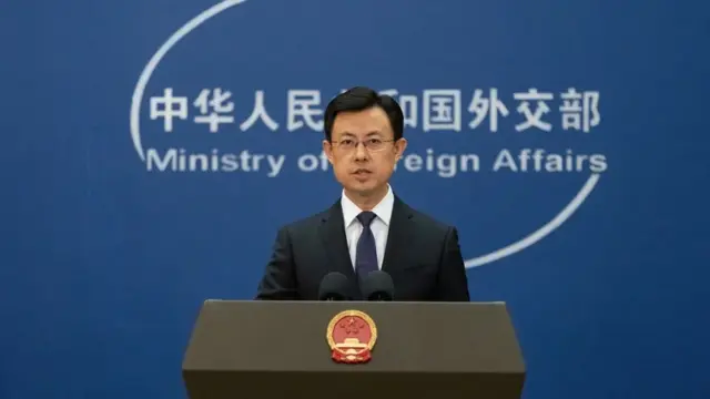 En la foto, el portavoz de la Cancillería de China, Guo Jiakun