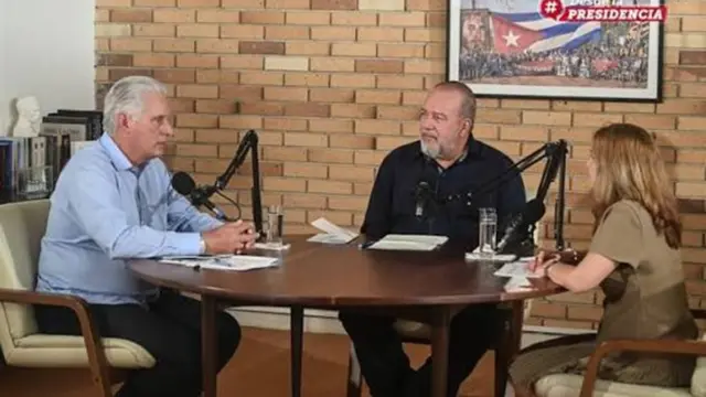 En la foto, Díaz-Canel y Manuel Marrero