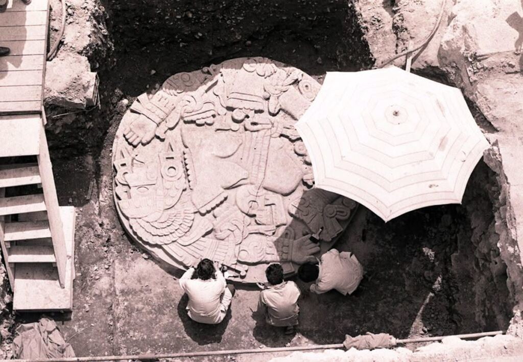 La piedra que no dejaba excavar