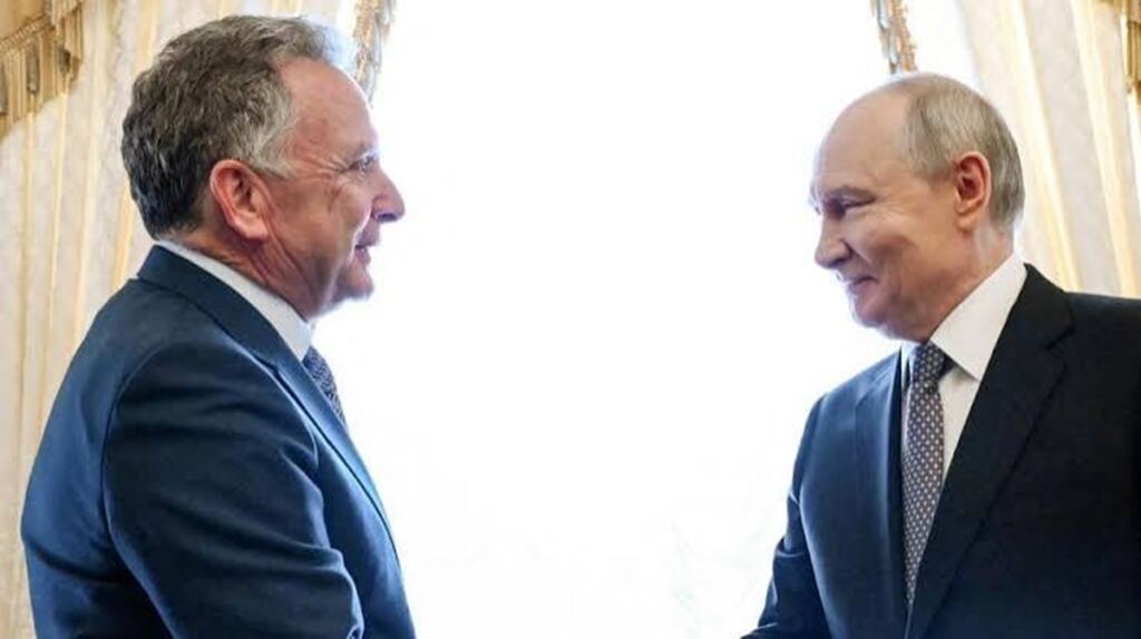 En la foto, Steve Witkoff y Vladímir Putin