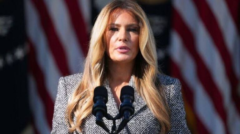 En la foto, Melania Trump