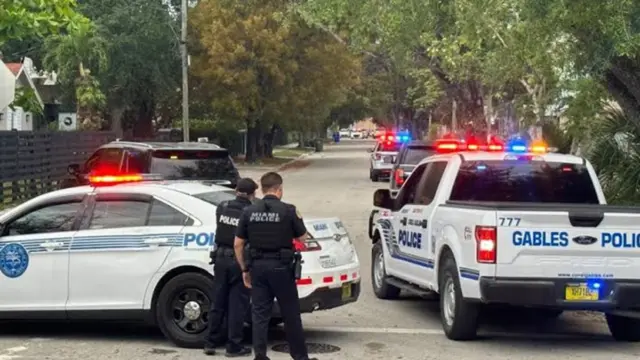 Arrestan en Florida a 281 personas acusadas de abuso sexual de menores, entre ellas cubanos 1 En la foto, una redada de la policía de Miami