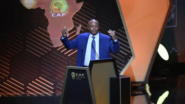 En la foto, El presidente de la CAF, Patrice Motsepe