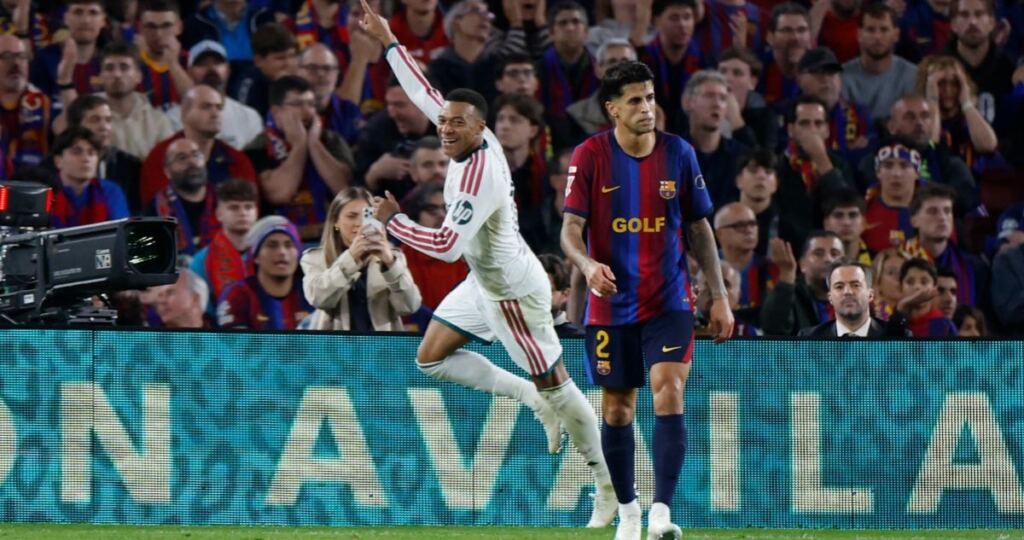 El Madrid gana un Clásico caliente